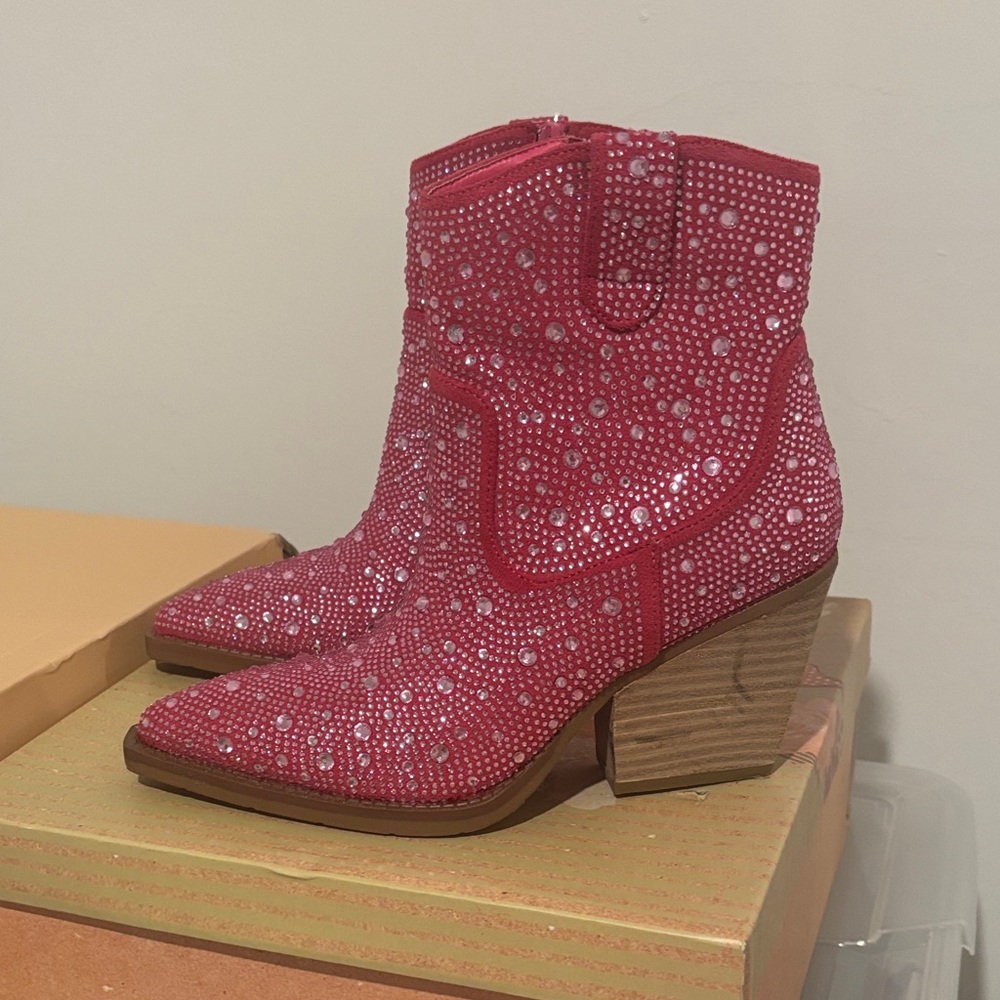 Pink Rhinestone Ankle Boots Size 7 Worn Once - Picture 3 of 4